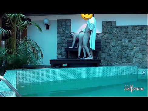 ❤️ Boss ngajak prawan menyang blumbang, nanging ora bisa nolak panas ❌ Saru keras ing pornojv.porngifmag-com.ru